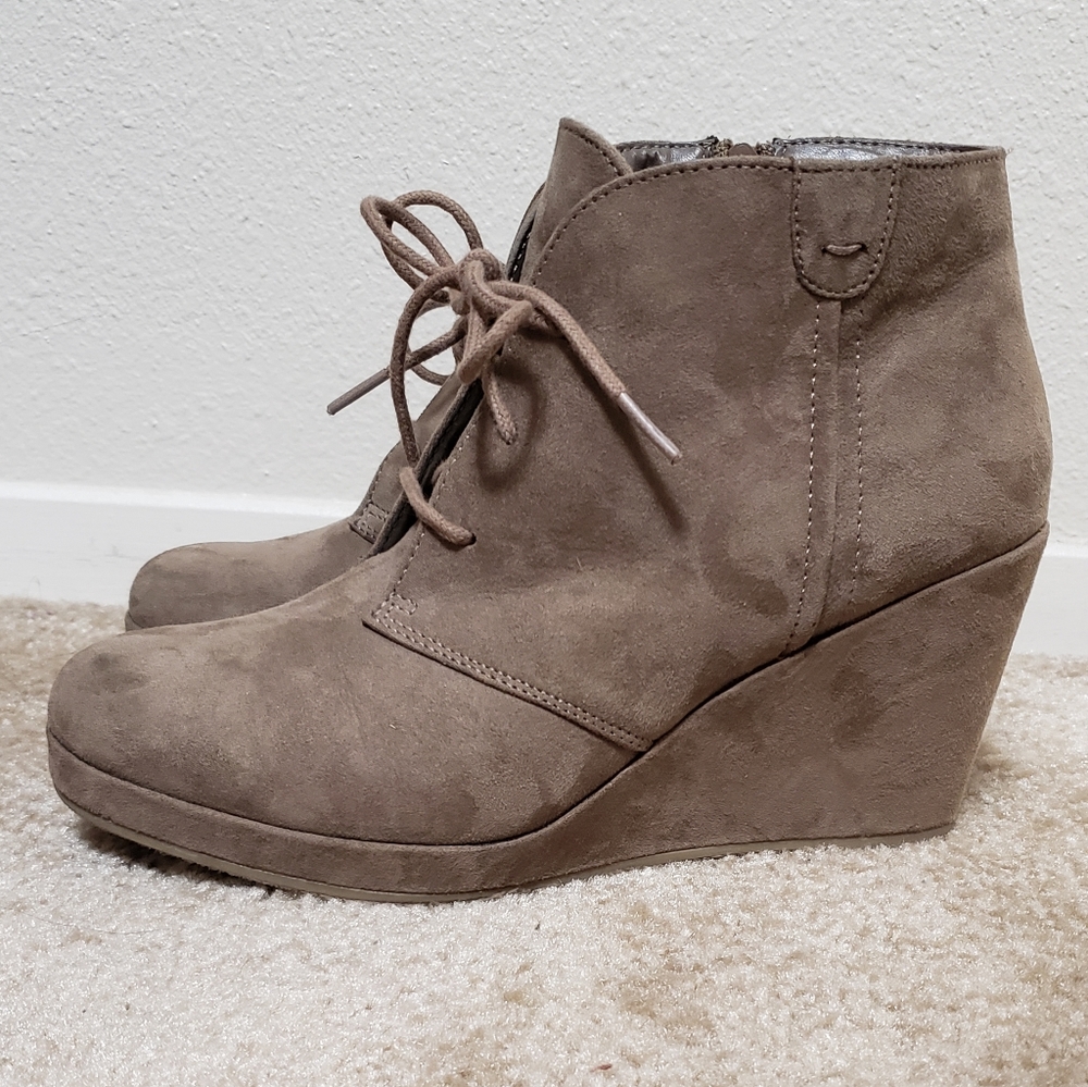 Merona wedges